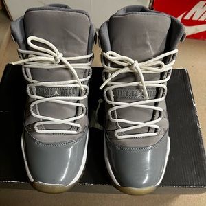 Jordan 11 Retro Cool Grey 2010 GS,
378038-001, 5Y/W6.5,